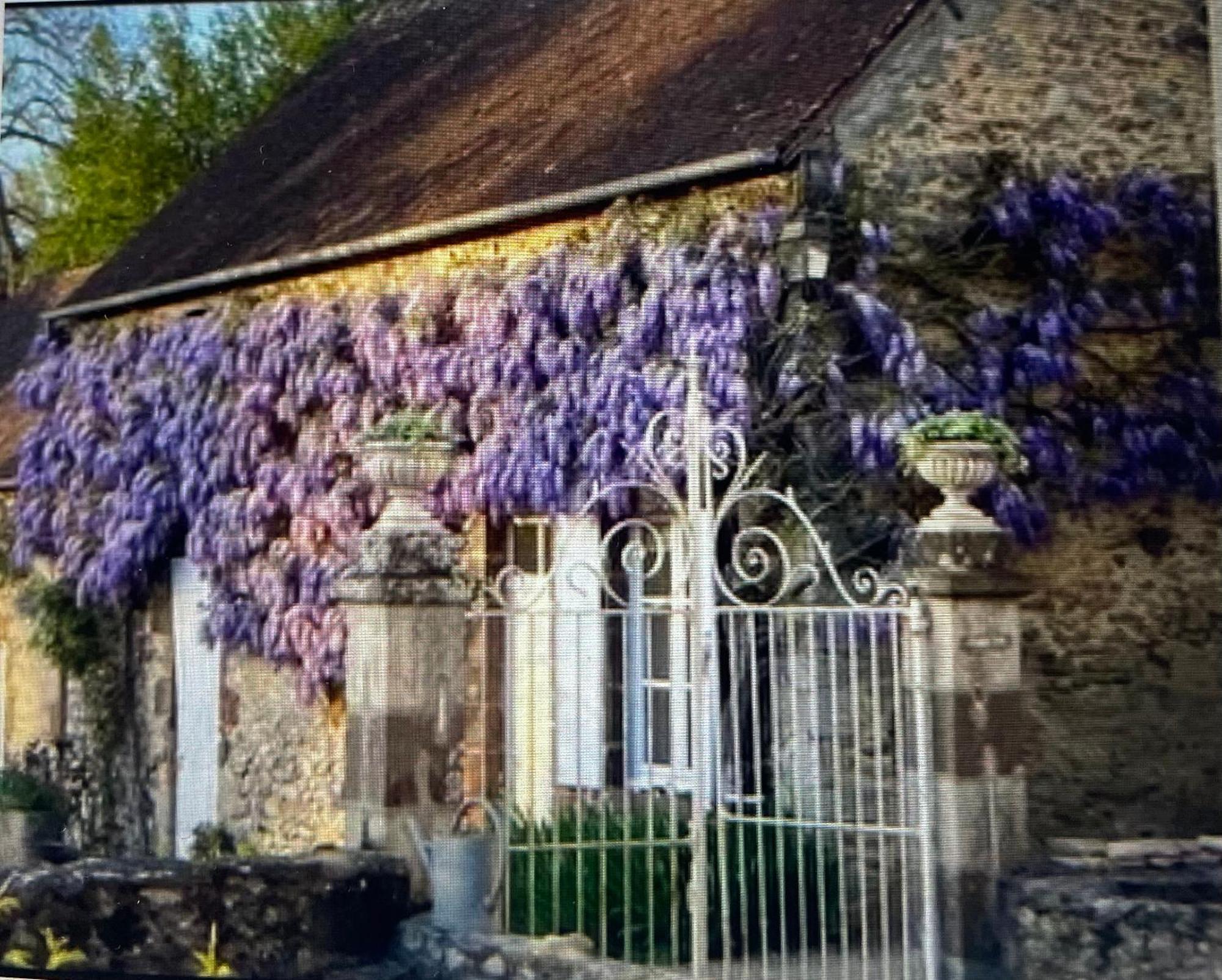 Le Clos De Paris Fresnay-sur-Sarthe Exterior photo