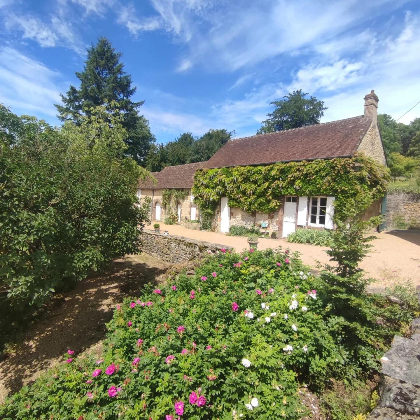 Le Clos De Paris Fresnay-sur-Sarthe Exterior photo